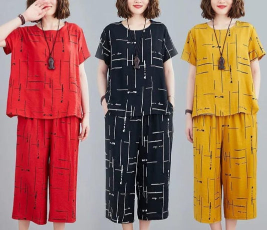 Women Half Sleeves Printed Capri Set